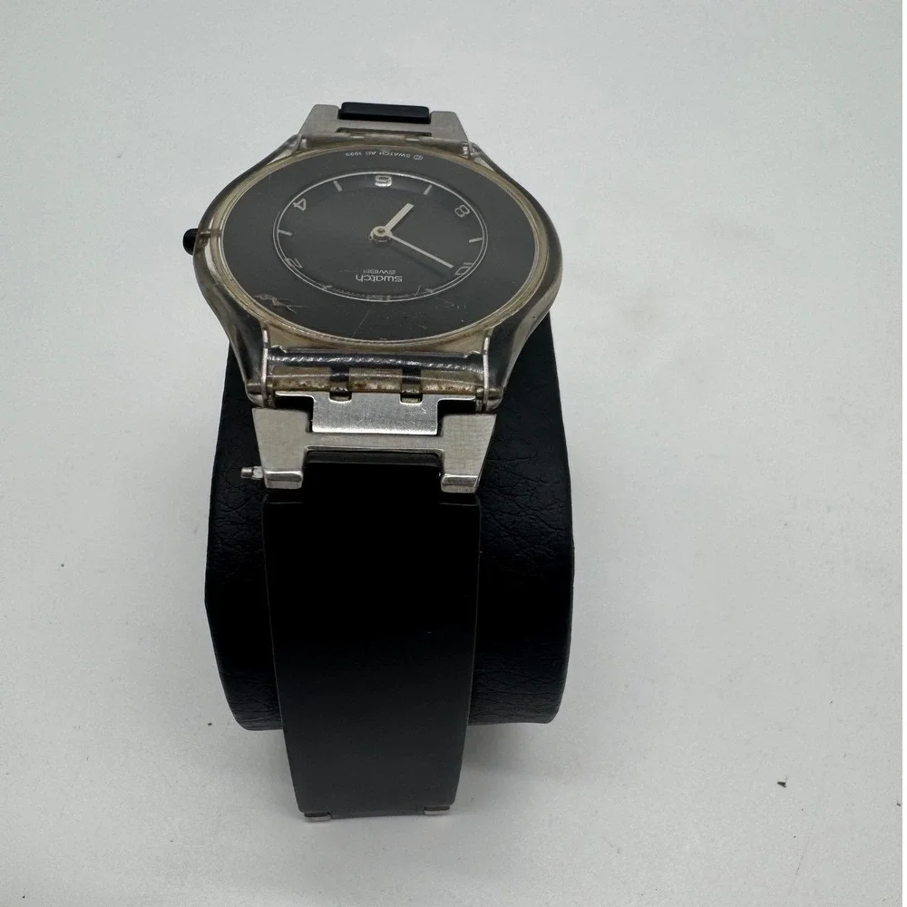 Swatch Skin 1999 Vintage Ultra Thin Watch Black Dial Silver Steel Rubber Strap‎